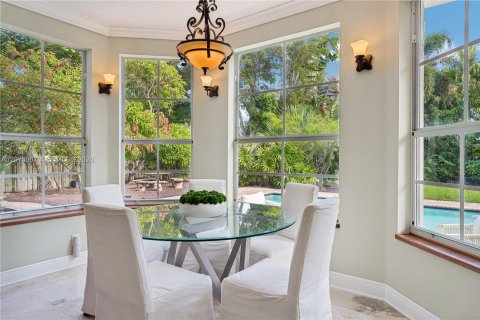 Casa en venta en Palmetto Bay, Florida, 6 dormitorios, 368.91 m2 № 2331308 - foto 18