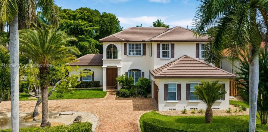 Casa en Palmetto Bay, Florida 6 dormitorios, 368.91 m2 № 2331308
