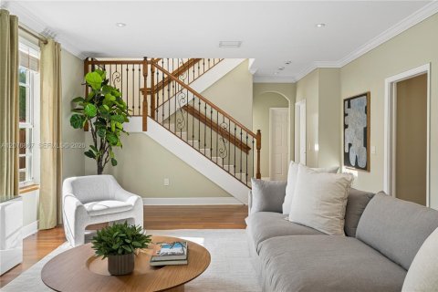Casa en venta en Palmetto Bay, Florida, 6 dormitorios, 368.91 m2 № 2331308 - foto 25