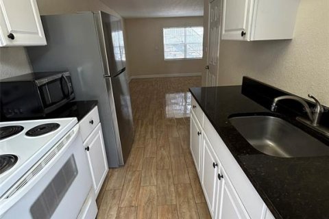 Appartement à louer à Titusville, Floride: 2 chambres, 65.96 m2 № 2386386 - photo 6