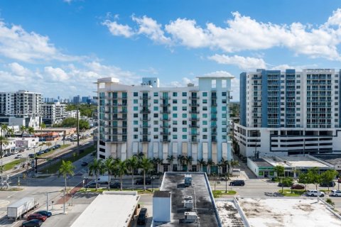 Condominio en venta en Hollywood, Florida, 2 dormitorios, 113.34 m2 № 2154199 - foto 17