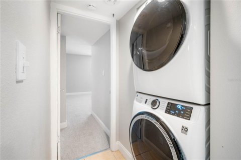 Copropriété à louer à Tampa, Floride: 2 chambres, 105.54 m2 № 1718221 - photo 15
