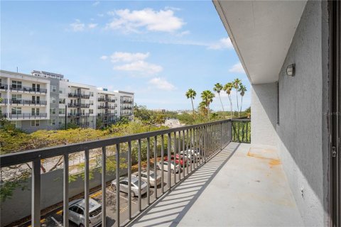 Copropriété à louer à Tampa, Floride: 2 chambres, 105.54 m2 № 1718221 - photo 20
