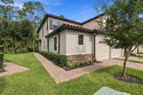 Touwnhouse à vendre à Davenport, Floride: 4 chambres, 191.38 m2 № 2406620 - photo 2