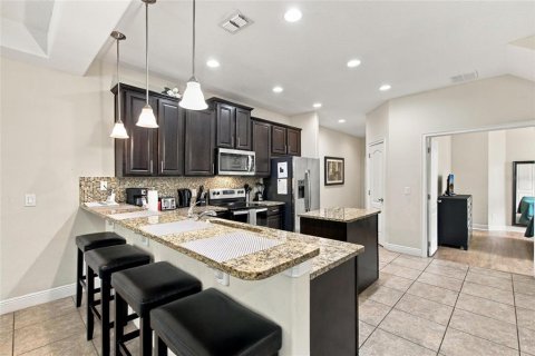 Touwnhouse à vendre à Davenport, Floride: 4 chambres, 191.38 m2 № 2406620 - photo 15