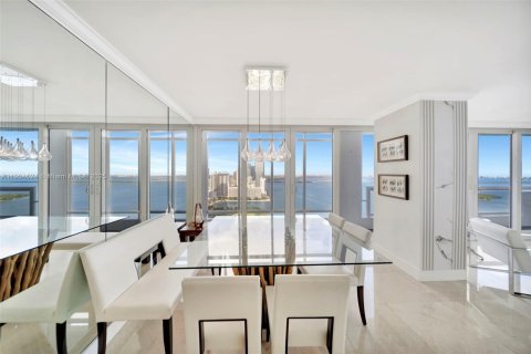 Снять в аренду кондоминиум в Майами, Флорида 2 спальни, 159.51м2, № 1963473 - фото 2