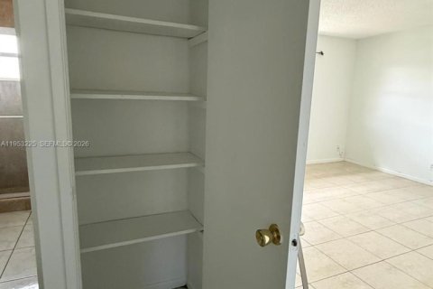 Copropriété à vendre à North Lauderdale, Floride: 1 chambre, 64.94 m2 № 2056103 - photo 7