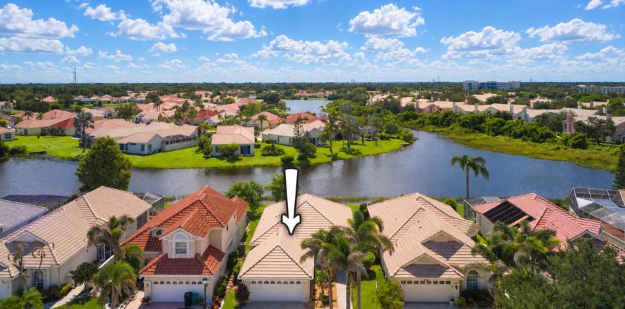 Casa en Port St. Lucie, Florida 2 dormitorios, 125.33 m2 № 2362746