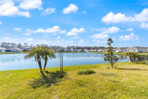 House in Palm Coast, Florida 4 bedrooms, 186.08 sq.m. № 1524404 - photo 6