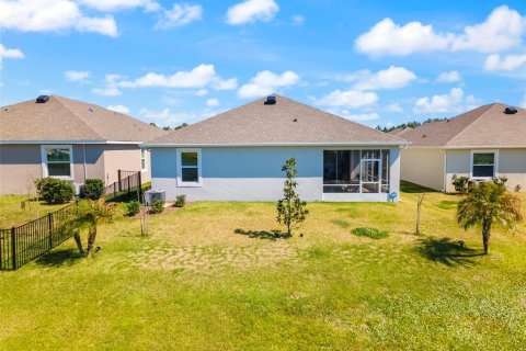 House in Palm Coast, Florida 4 bedrooms, 186.08 sq.m. № 1524404 - photo 5