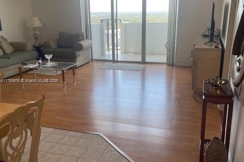 Condo in Aventura, Florida, 2 bedrooms  № 1861516 - photo 12
