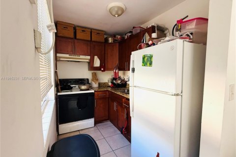 Propiedad comercial en venta en Fort Lauderdale, Florida, 168.15 m2 № 2001767 - foto 15