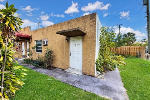 Propiedad comercial en venta en Fort Lauderdale, Florida, 168.15 m2 № 2001767 - foto 7