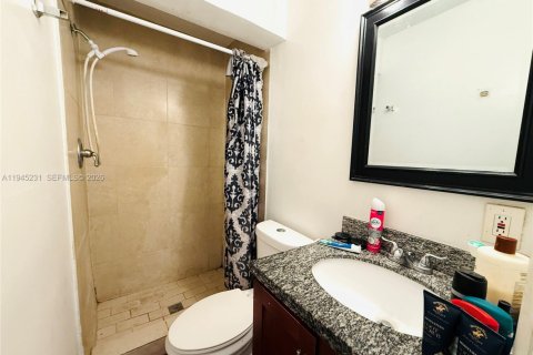 Propiedad comercial en venta en Fort Lauderdale, Florida, 168.15 m2 № 2001767 - foto 14