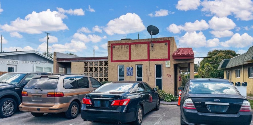 Propiedad comercial en Fort Lauderdale, Florida 168.15 m2 № 2001767