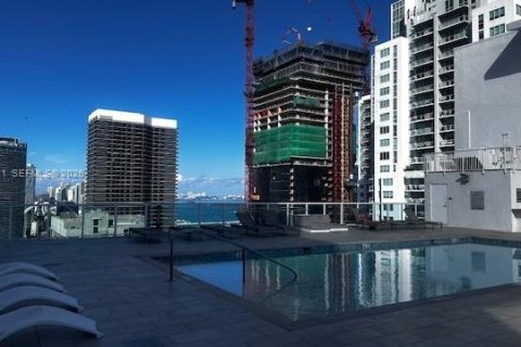 Condominio en alquiler en Miami, Florida, 1 dormitorio, 60.48 m2 № 2054358 - foto 28