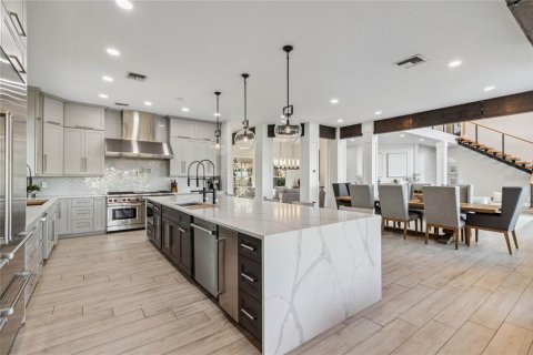 Casa en venta en Orlando, Florida, 4 dormitorios, 418.06 m2 № 1541585 - foto 25