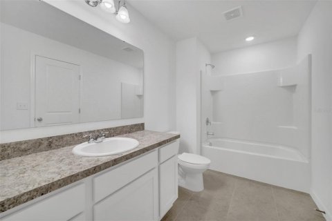 Townhouse in Davenport, Florida 3 bedrooms, 137.5 sq.m. № 1435784 - photo 15