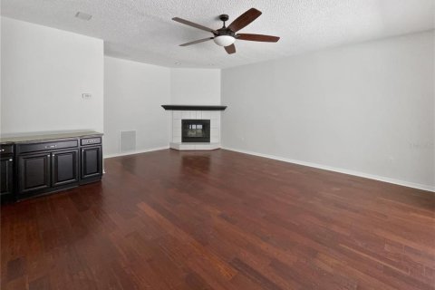 Casa en venta en Tampa, Florida, 4 dormitorios, 274.25 m2 № 1648983 - foto 6