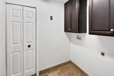 Casa en venta en Tampa, Florida, 4 dormitorios, 274.25 m2 № 1648983 - foto 16