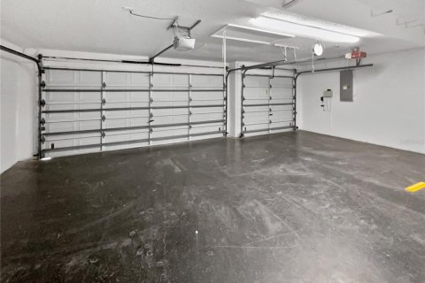 Casa en venta en Tampa, Florida, 4 dormitorios, 274.25 m2 № 1648983 - foto 26