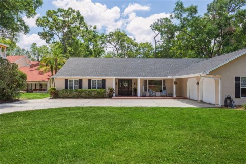 House in Tampa, Florida 5 bedrooms, 351.82 sq.m. № 1758236 - photo 2