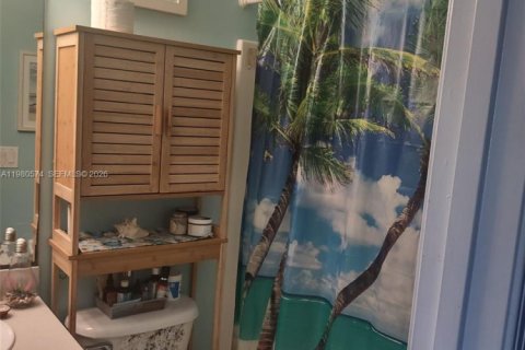 House in Port St. Lucie, Florida 3 bedrooms, 134.34 sq.m. № 2043836 - photo 12