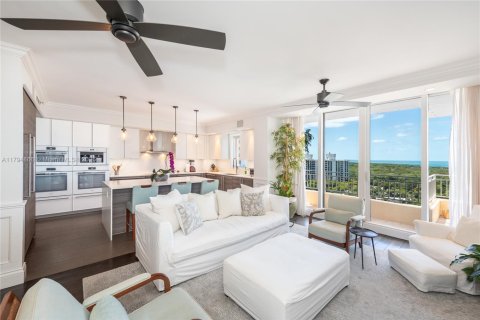 Condo in Key Biscayne, Florida, 4 bedrooms  № 1940647 - photo 8