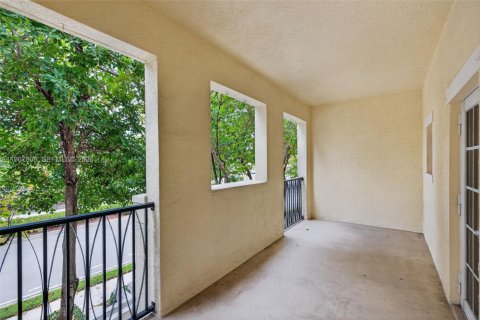 Touwnhouse à vendre à Pompano Beach, Floride: 3 chambres, 210.7 m2 № 2030119 - photo 17