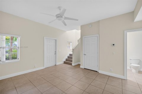 Touwnhouse à vendre à Pompano Beach, Floride: 3 chambres, 210.7 m2 № 2030119 - photo 11