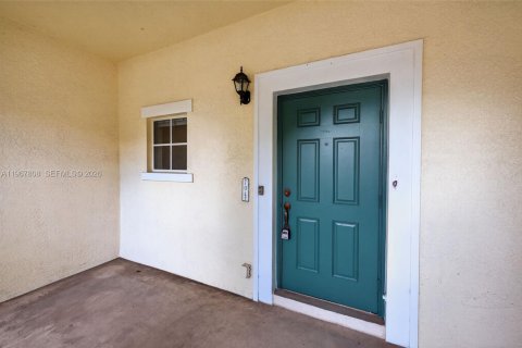 Touwnhouse à vendre à Pompano Beach, Floride: 3 chambres, 210.7 m2 № 2030119 - photo 6