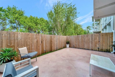 Touwnhouse à vendre à Doral, Floride: 3 chambres, 186.55 m2 № 2013941 - photo 28