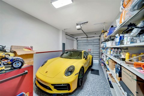 Touwnhouse à vendre à Doral, Floride: 3 chambres, 186.55 m2 № 2013941 - photo 11