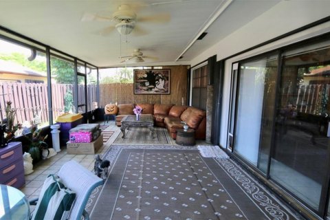 Casa en venta en Davie, Florida, 3 dormitorios, 169.36 m2 № 1951340 - foto 12