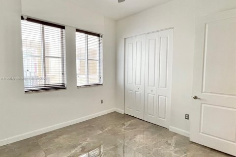 Condominio en venta en Sunrise, Florida, 3 dormitorios, 173.26 m2 № 1967817 - foto 28