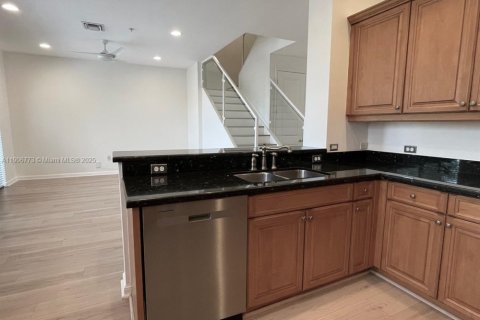 Condominio en venta en Sunrise, Florida, 3 dormitorios, 173.26 m2 № 1967817 - foto 11