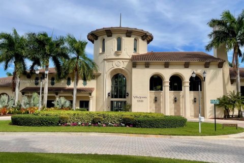 Condominio en venta en Sunrise, Florida, 3 dormitorios, 173.26 m2 № 1967817 - foto 2