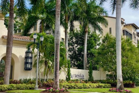 Condominio en venta en Sunrise, Florida, 3 dormitorios, 173.26 m2 № 1967817 - foto 1