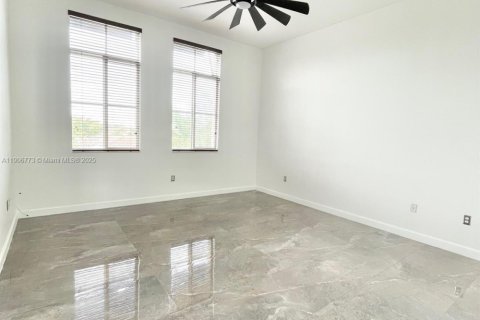 Condominio en venta en Sunrise, Florida, 3 dormitorios, 173.26 m2 № 1967817 - foto 16