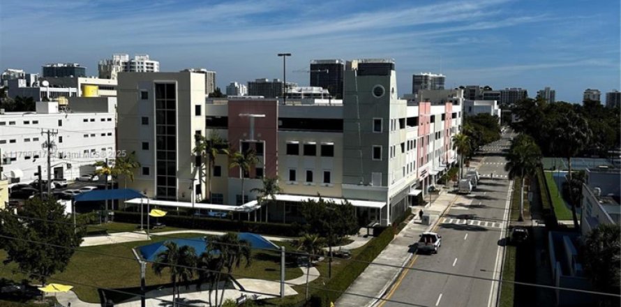 Condo in Bay Harbor Islands, Florida, 1 bedroom  № 1865075