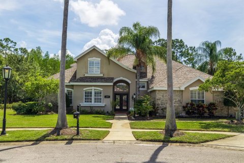 Casa en alquiler en Tampa, Florida, 4 dormitorios, 316.61 m2 № 2143085 - foto 3