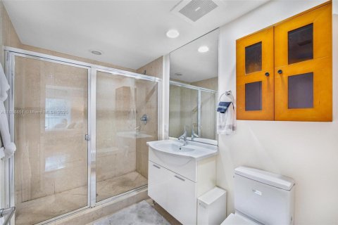 Condominio en venta en Miami, Florida, 2 dormitorios, 116.59 m2 № 2022715 - foto 10