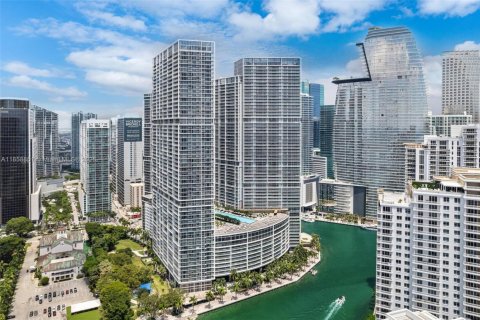 Condominio en Miami, Florida, 2 dormitorios  № 2022715