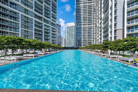 Condominio en venta en Miami, Florida, 2 dormitorios, 116.59 m2 № 2022715 - foto 30