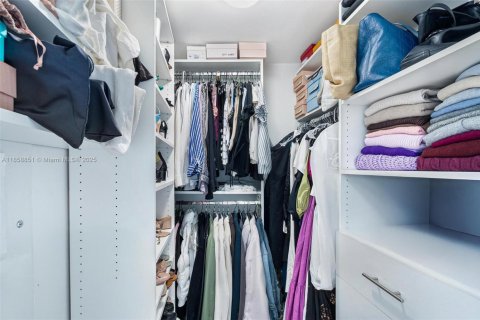 Condominio en venta en Miami, Florida, 2 dormitorios, 116.59 m2 № 2022715 - foto 17