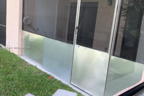 Casa en venta en Homestead, Florida, 2 dormitorios, 89.19 m2 № 2001899 - foto 4