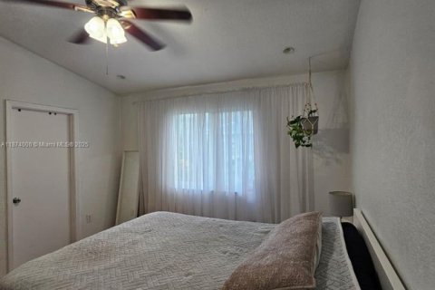 Купить таунхаус в Холливуд, Флорида 3 спальни, 133.78м2, № 2036828 - фото 8