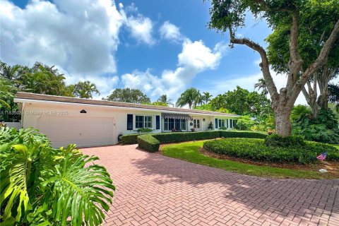House in Palmetto Bay, Florida 3 bedrooms, 218.51 sq.m. № 1818091 - photo 3