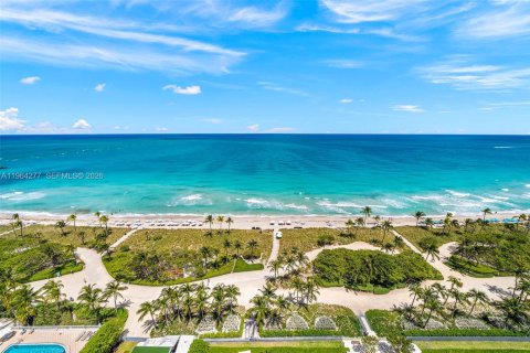 Condo à Bal Harbour, Floride, 3 chambres  № 2026756