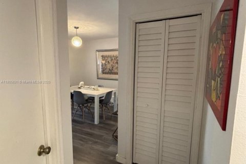 Condo in Boca Raton, Florida, 3 bedrooms  № 1864415 - photo 15